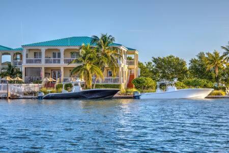 Grand Marina Suites Stock Island Yacht Club Key West Exterior foto